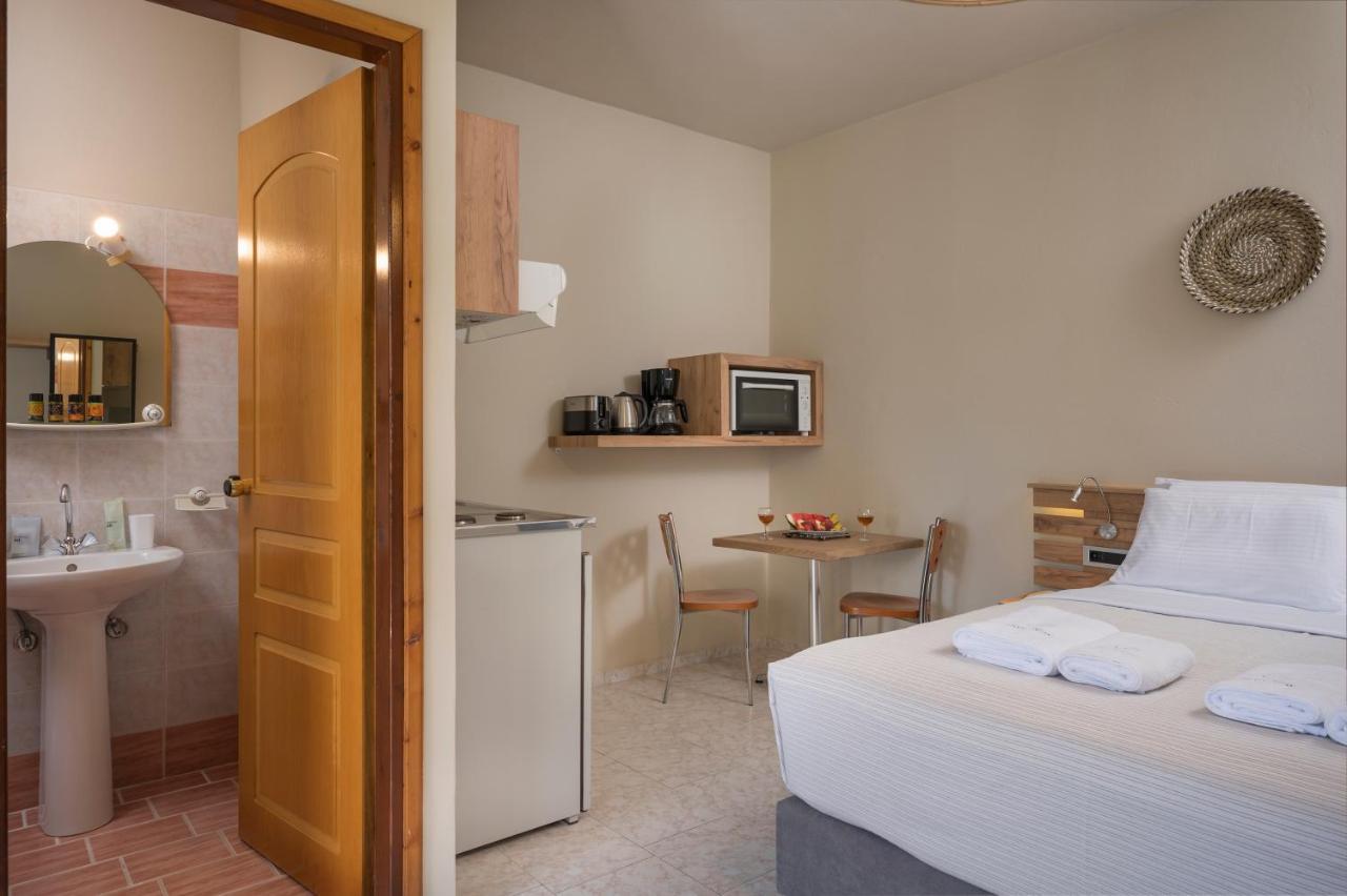 Sun Ray Studios Agia Marina 외부 사진